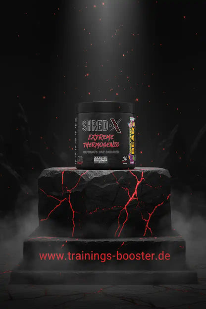 SHRED-X Extreme Thermogenic Fatburner auf lavaartigem Podest, ideal für Fitness & Training