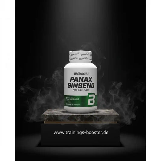 BioTechUSA Panax Ginseng Nahrungsergänzungsmittel auf dunklem Podest mit Raucheffekt
