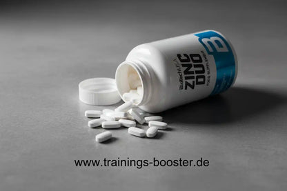 Zink-Duo Nahrungsergänzungsmittel von BioTechUSA mit weißen Tabletten